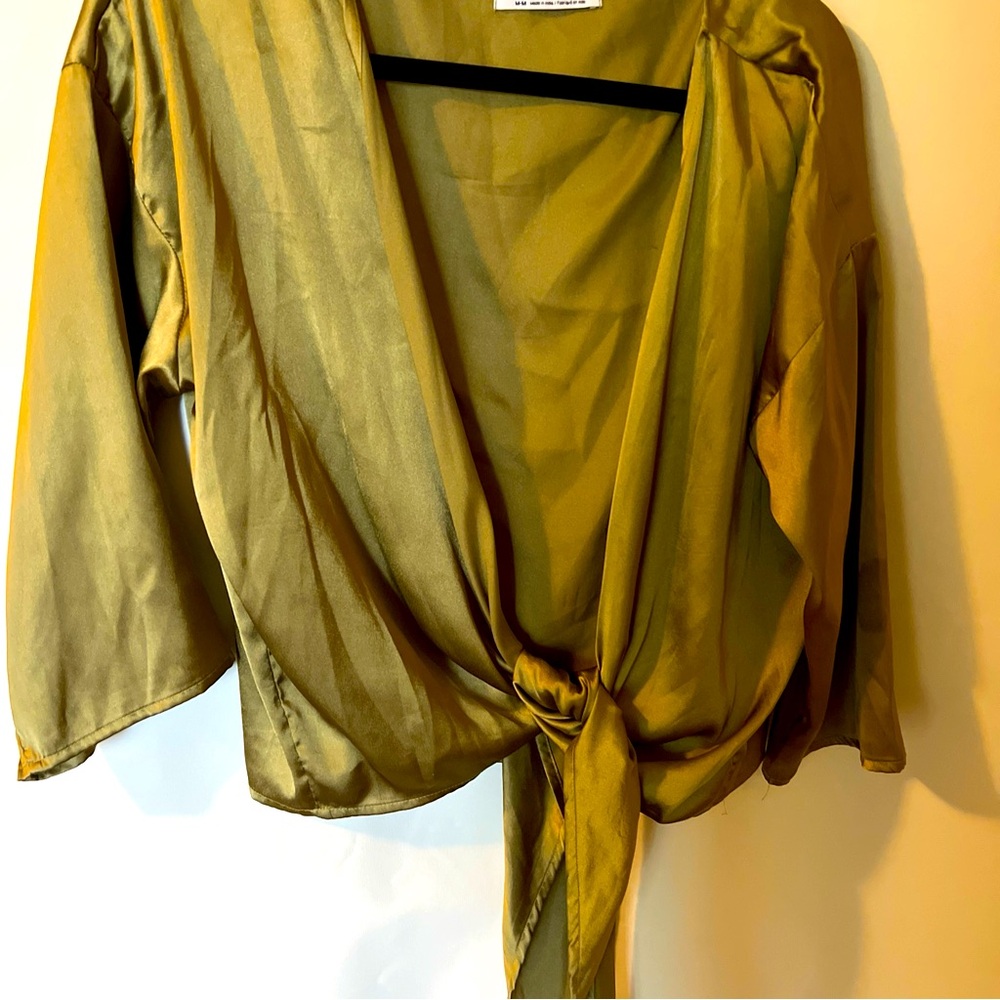 urban outfitters Silky Top ,formal Wrap, Tie Front -M- Olive Green